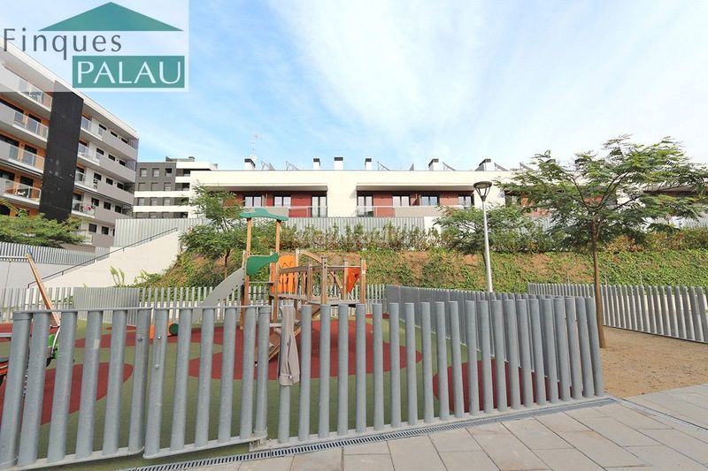 Foto bb49ee02-306d-4604-8ed1-488b21dbbc38. Pis amb calefacció piscina a Mas Lluí - Els Miralls Sant Just Desvern