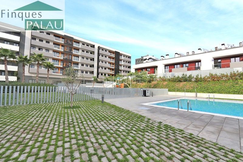 Foto ff3ef4d5-68f3-4ba6-8a4c-aa472cbc0bbd. Pis amb calefacció piscina a Mas Lluí - Els Miralls Sant Just Desvern