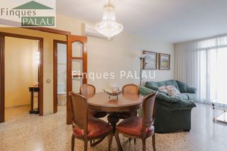 Lloguer Pis a Can Vidalet. Piso amplio de 3 habitaciones en can vidalet