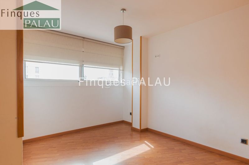 Foto 2ab223d8-572f-45b0-ac81-079402ce4b8e. Pis amb calefacció a Centre-Can Nadal Sant Feliu de Llobregat