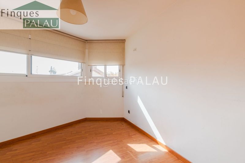 Foto 77e888ee-5d87-45f1-92a2-b39994f755e2. Pis amb calefacció a Centre-Can Nadal Sant Feliu de Llobregat