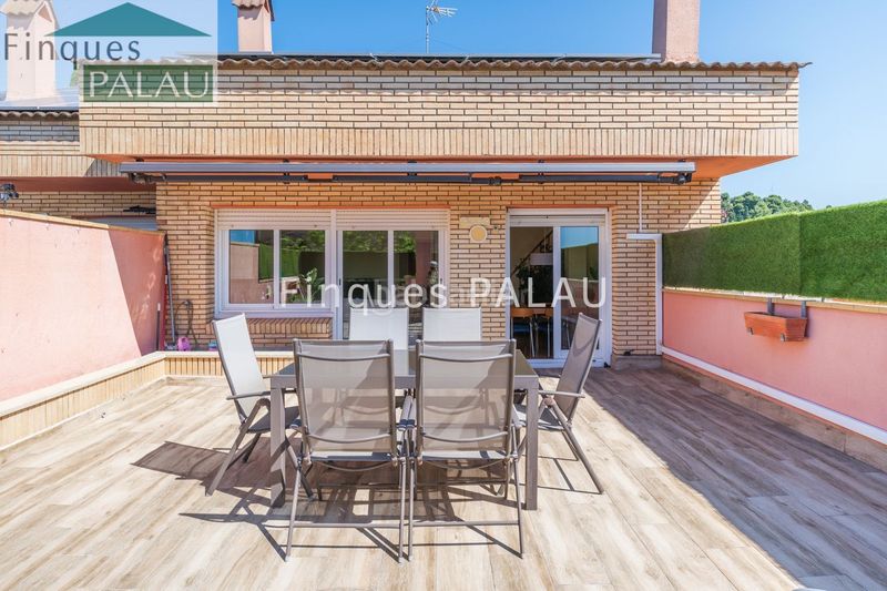 Foto deb8a36c-fe24-41c4-bdb7-c05650300520. Piso en Centre Sant Just Desvern