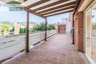Rent House in Centre. Preciosa casa en alquiler en sant just desvern centro