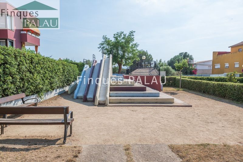 Foto ee396364-1452-4421-9c08-b3735420d4dc. Pis amb calefacció a Torreblanca Sant Joan Despí
