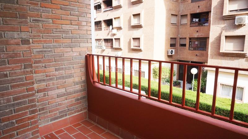 Foto 06fd7584-8c88-4366-9d8e-4f49a6c72ffa. Piso  a la venta en alminares en Cervantes Granada