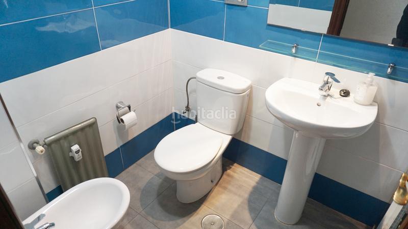 Foto 2782c667-6349-49dd-bec3-1d62ec91fe38. Piso  a la venta en alminares en Cervantes Granada