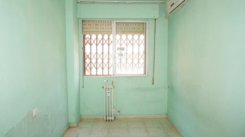Foto 5051c760-0a89-4e57-b749-46077bd2399c. Piso  a la venta en alminares en Cervantes Granada