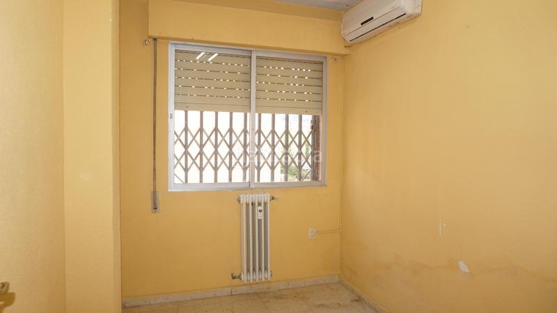 Foto 963a829d-006b-451a-a150-ef90c9eb051a. Piso  a la venta en alminares en Cervantes Granada
