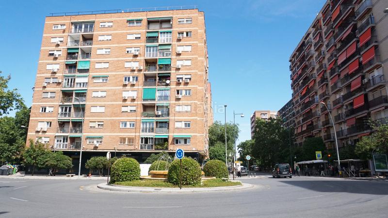 Foto e8ca3cfb-6fc3-4953-8f3e-abc1fea11bbb. Piso  a la venta en alminares en Cervantes Granada