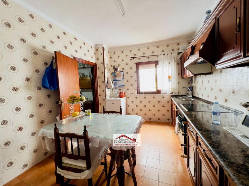 Foto dd2eecaa-8321-4504-80e7-2f1f398f56e5. Edifici a Conil Conil de la Frontera