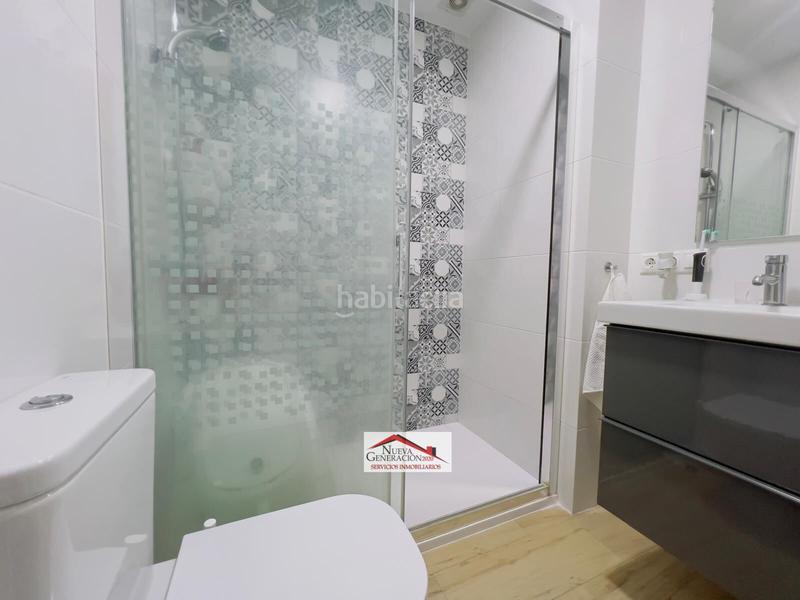 Foto 4a02f9fd-df1f-4f3c-a882-bd0c2a5cc4e6. Piso zona de la atalaya en Conil Conil de la Frontera