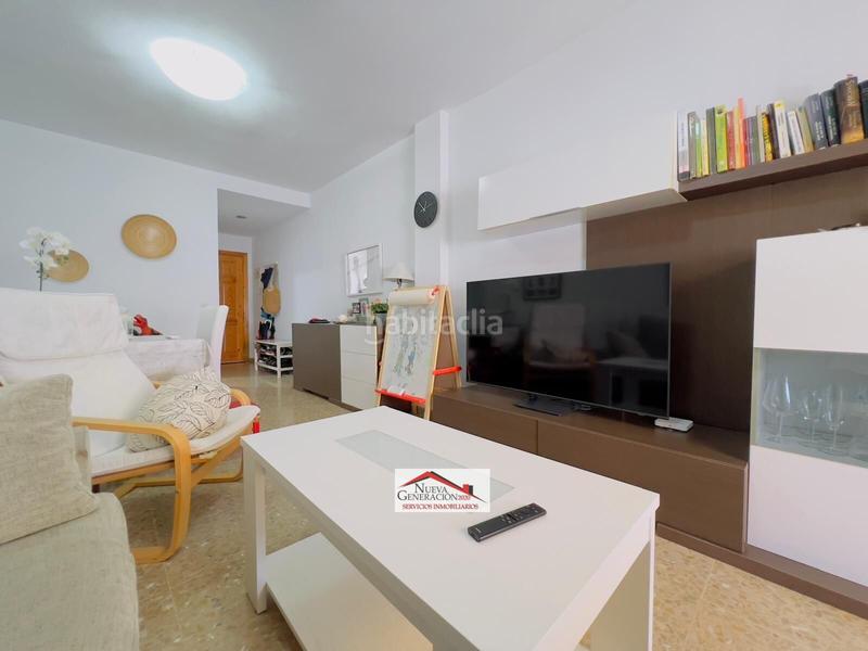 Foto fe905492-fa4c-4c6a-924d-8e18fb4803ea. Piso zona de la atalaya en Conil Conil de la Frontera