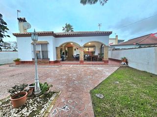 Xalet en Los Gallos. Chalet con encanto