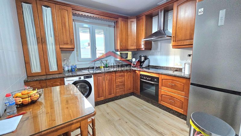 Foto 9d3db4ce-dfa6-4c18-b125-f36110b4d686. Piso  reformado en Conil Conil de la Frontera