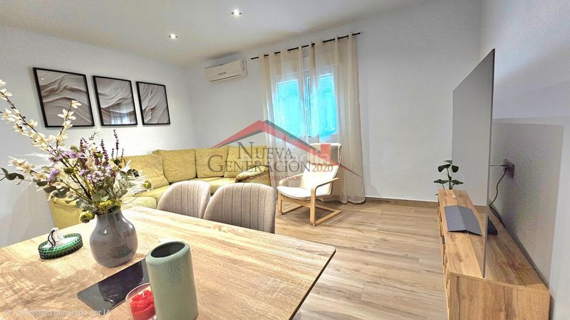 Foto c5db9baf-2204-4c4c-a334-6e3c70749558. Piso  reformado en Conil Conil de la Frontera