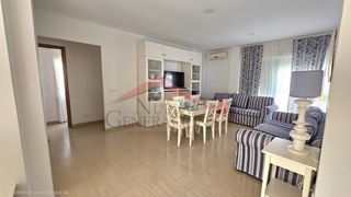 Flat in Conil. Piso reformado y amueblado.