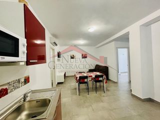 Etagenwohnung in Conil. Piso en dos apartamentos independientes