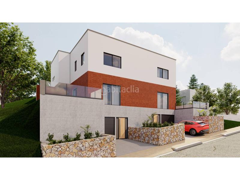 Foto cf8633c3-5994-4217-bbec-6ebc2dc3f30c. Casa a america 47 a Can Parellada Terrassa