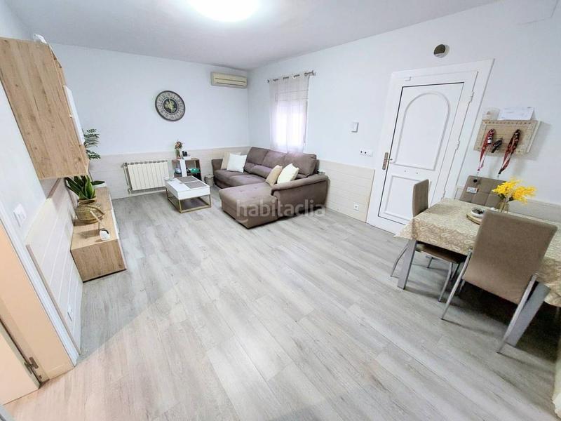 Foto 17e76ed8-8a8b-495c-9b8b-3de2dba6e07f. Chalet torre reformada , en una sola planta, muy funcional en Abrera