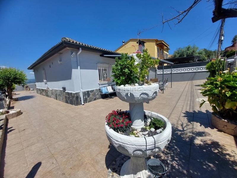Foto 8e54849d-c757-4c44-a92c-de9ab62cb368. Chalet torre reformada , en una sola planta, muy funcional en Abrera