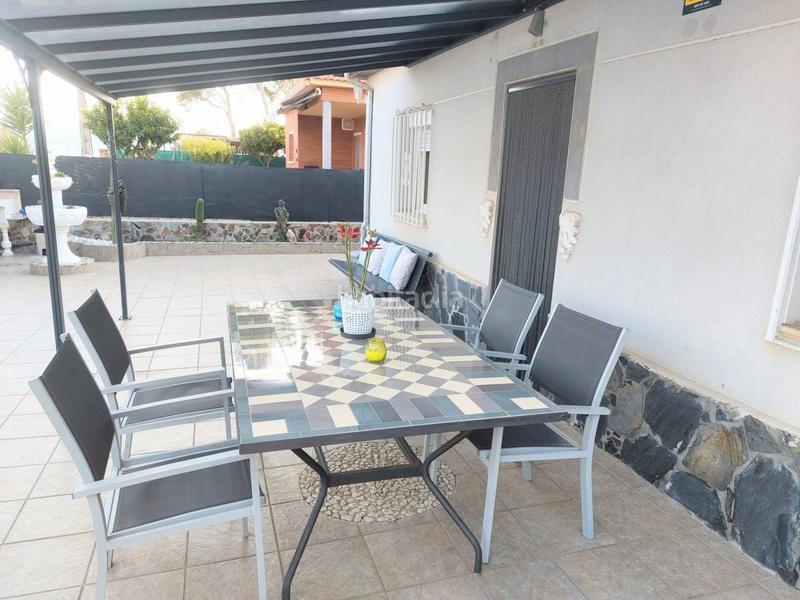 Foto b27808cd-db0a-4809-81b2-27279579ffb6. Chalet torre reformada , en una sola planta, muy funcional en Abrera