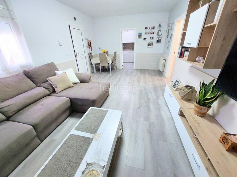 Foto db581d03-ea85-4955-9ea2-761a9f2a49d3. Chalet torre reformada , en una sola planta, muy funcional en Abrera