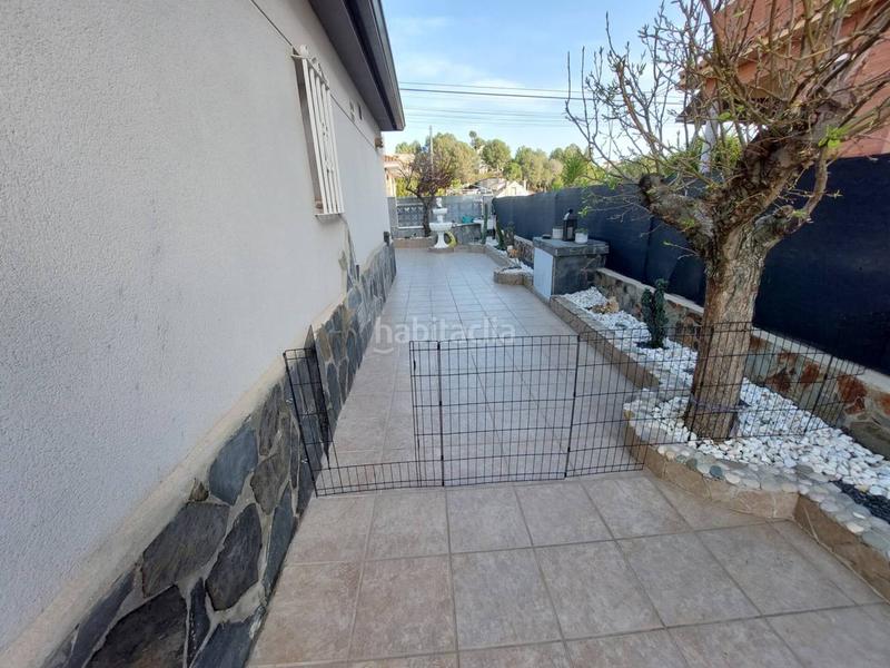 Foto ebbb5386-5642-4caf-9319-659155c4465c. Chalet torre reformada , en una sola planta, muy funcional en Abrera