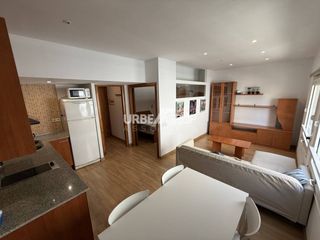 Location Appartement  Calle vinyals. Piso 1 habitacion con muebles y electrodomesticos en el centro