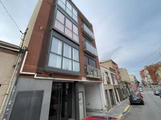 Miete Etagenwohnung  Historiador cardús. Piso de 2 habitaciones con parking y trastero en sant pere nord