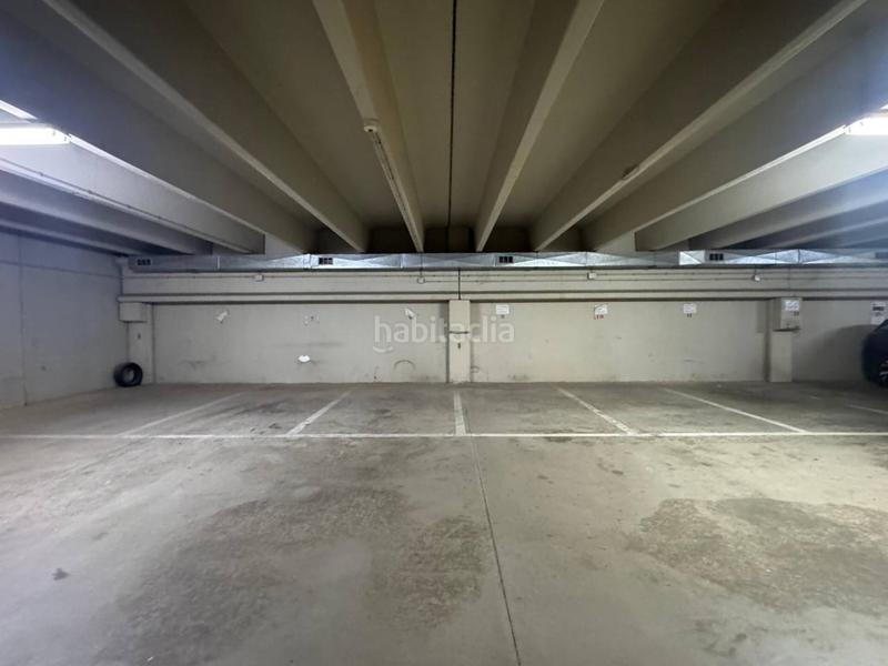 Foto 0e37fb71-80b2-4dea-95fc-4b95f656b861. Parking coche 6 plazas de parking en Can Parellada Terrassa