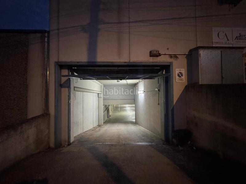Foto a3611a7b-c2e4-4168-95c7-d0f8f8780f1c. Parking coche 6 plazas de parking en Can Parellada Terrassa