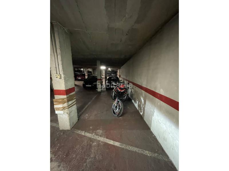 Foto 1c547c11-cfef-4dc6-b19d-f0874a24fd9d. Parking coche plaza de parking en venta en pere parres en Terrassa