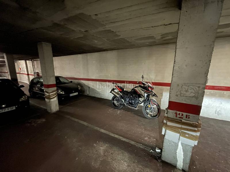 Foto 539fa266-8603-4675-b5d5-bf4c3b2f2a09. Parking coche plaza de parking en venta en pere parres en Terrassa