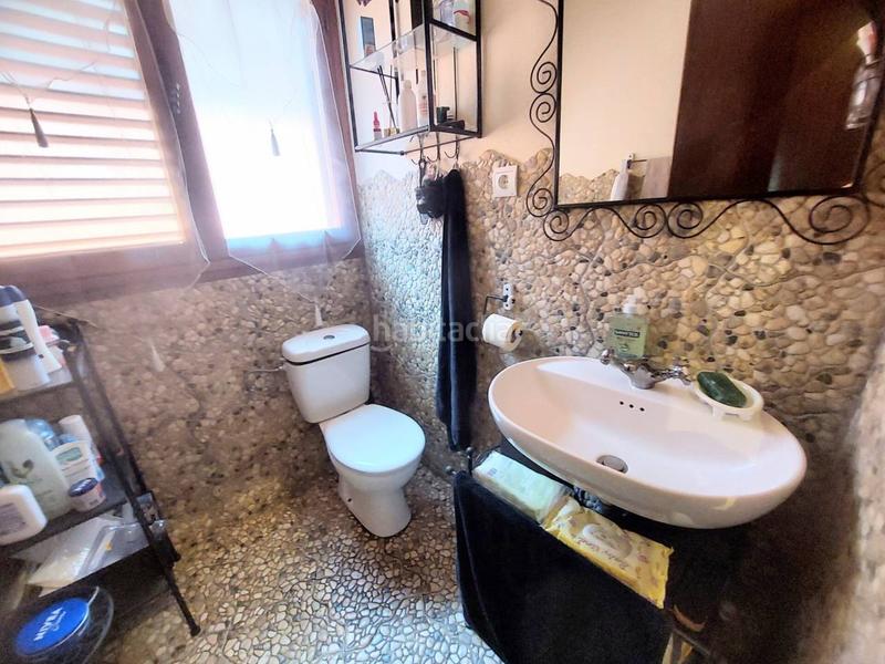 Foto bde3224e-9945-44fc-9ca8-bd8f4c881a20. Xalet amb calefacció aparcament a Vacarisses