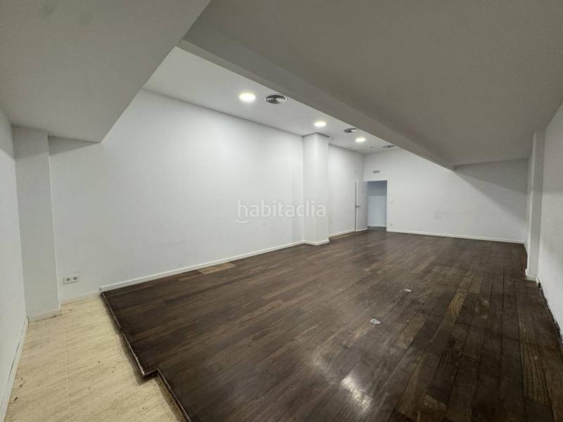 Foto 19ce4d38-9a29-4be7-8000-d99de114645f. Alquiler local comercial local en ventaalquiler en Martorell