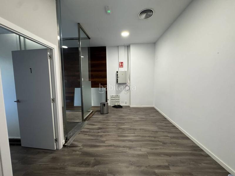 Foto 4bc8a339-b9a9-4d65-8cb1-d83f321edf16. Alquiler local comercial local en ventaalquiler en Martorell