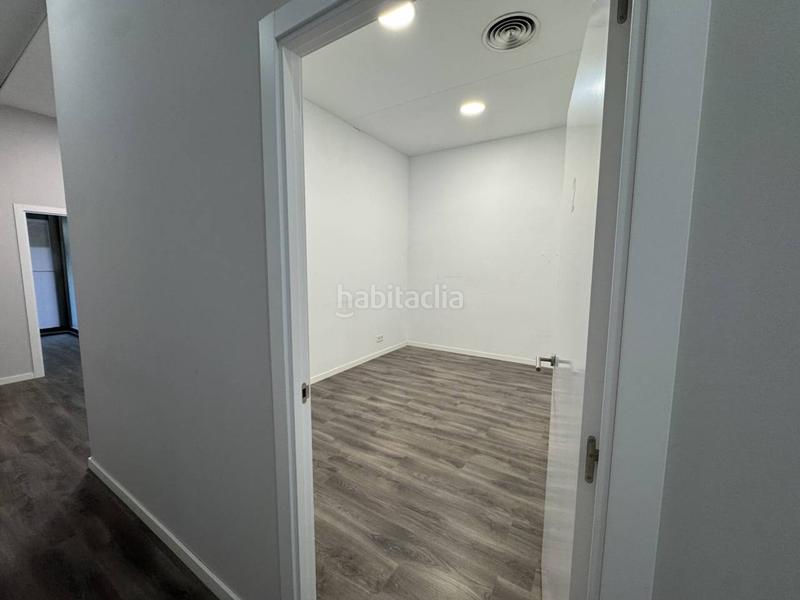 Foto ae117286-7d95-42a8-8285-4e7db5bdf6ed. Alquiler local comercial local en ventaalquiler en Martorell