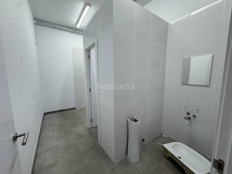 Foto c9595056-fa21-40f0-8166-a009145b8d2f. Alquiler local comercial local en ventaalquiler en Martorell