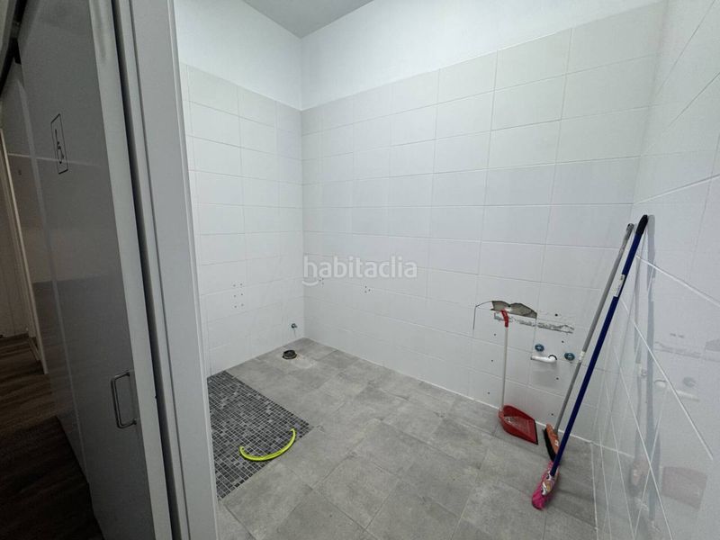 Foto 01b97a50-ccef-4754-8759-5b48f66afb05. Umzug geschäftsraum in Martorell
