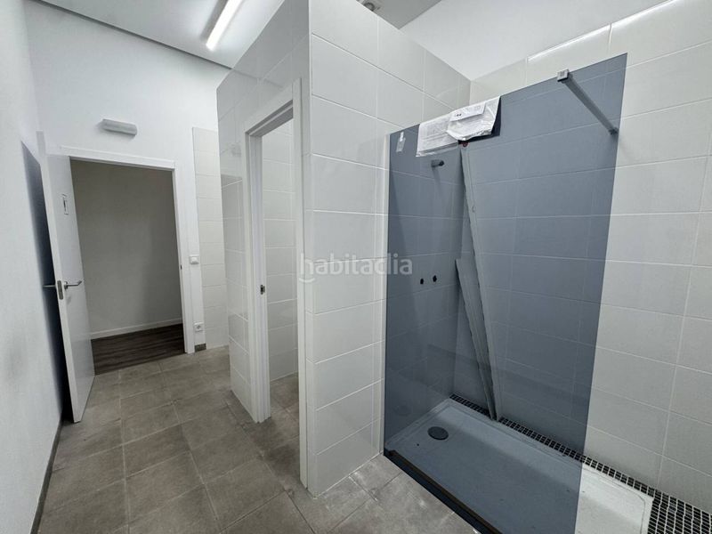 Foto ca1cc40a-0f66-40c1-bf66-e295e2d99231. Umzug geschäftsraum in Martorell