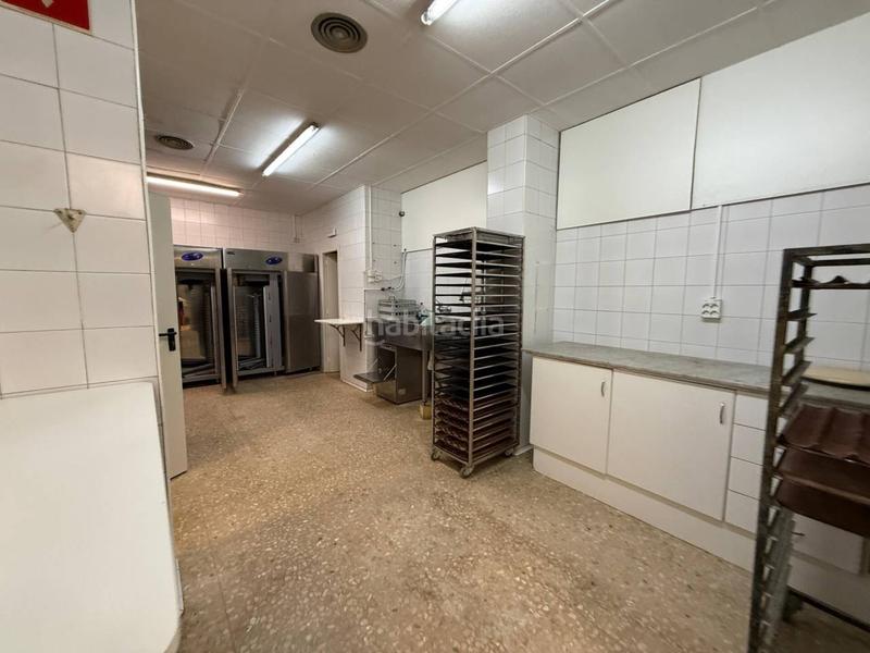 Foto 98551238-f220-494f-aa86-5d795e659ba6. Local comercial  en venta sant pere en Terrassa