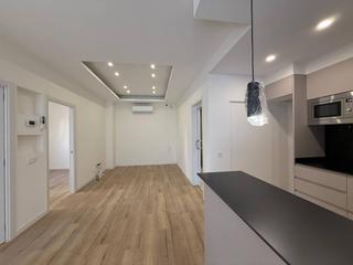 Appartement à Ca n'Anglada. Planta baja reformada a estrenar en ca nanglada