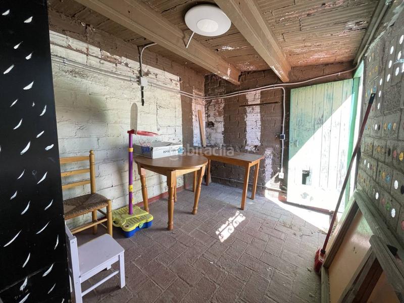 Foto c0e1d8e1-5285-4612-bc37-4a3651ccd273. Casa in Les Arenes - La Grípia - Can Montllor Terrassa