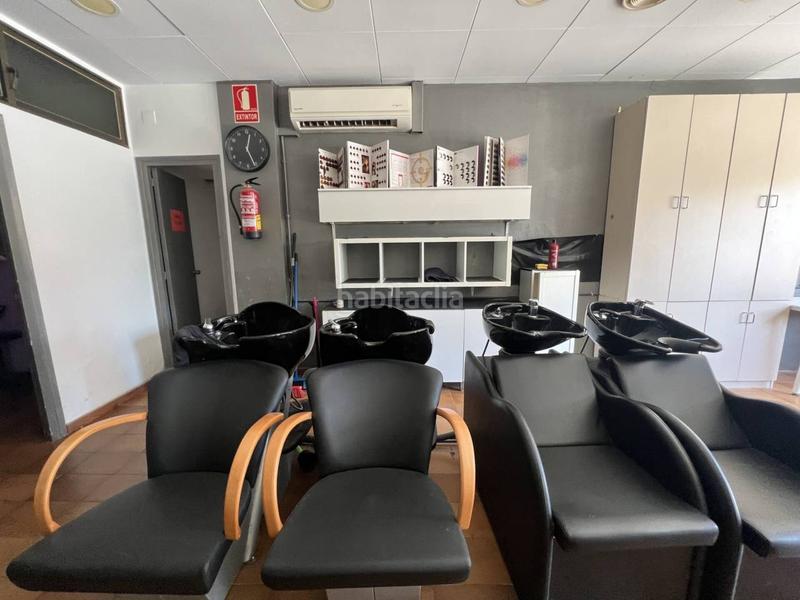 Foto f7330a01-34a6-4b82-bc47-9a6a27167ea3. Local commercial dans Martorell