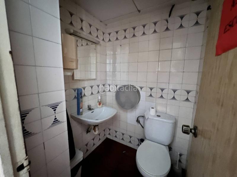 Foto bce5f87d-8f1b-46ce-b215-64867e421500. Affitto locale commerciale in Martorell