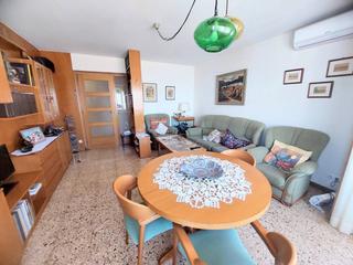 Pis a San Pere. Piso en el barrio de sant pere, 4 habitaciones . entrega inmedia