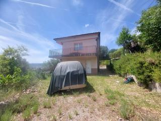 Chalet à Can Vinyals. Torre en esparraguera, can vinyals. perfecto estado