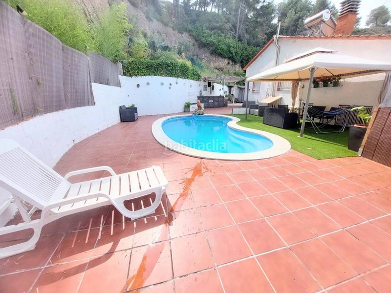 Foto 19029b88-2dad-4ad5-9f1d-4c613b04afee. Chalet torre con piscina , 4 habitaciones dobles,grandes vistas en Abrera