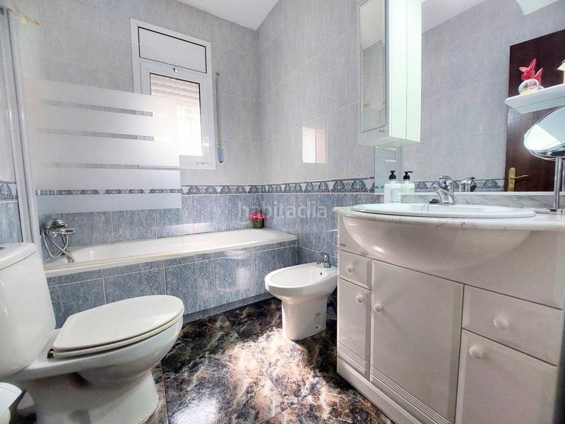 Foto 20b07f3e-cd68-4dca-8b30-35957ac1f880. Chalet torre con piscina , 4 habitaciones dobles,grandes vistas en Abrera