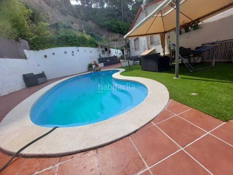 Foto 2ccc48a2-15cc-4213-a767-1017d8e586d3. Chalet torre con piscina , 4 habitaciones dobles,grandes vistas en Abrera